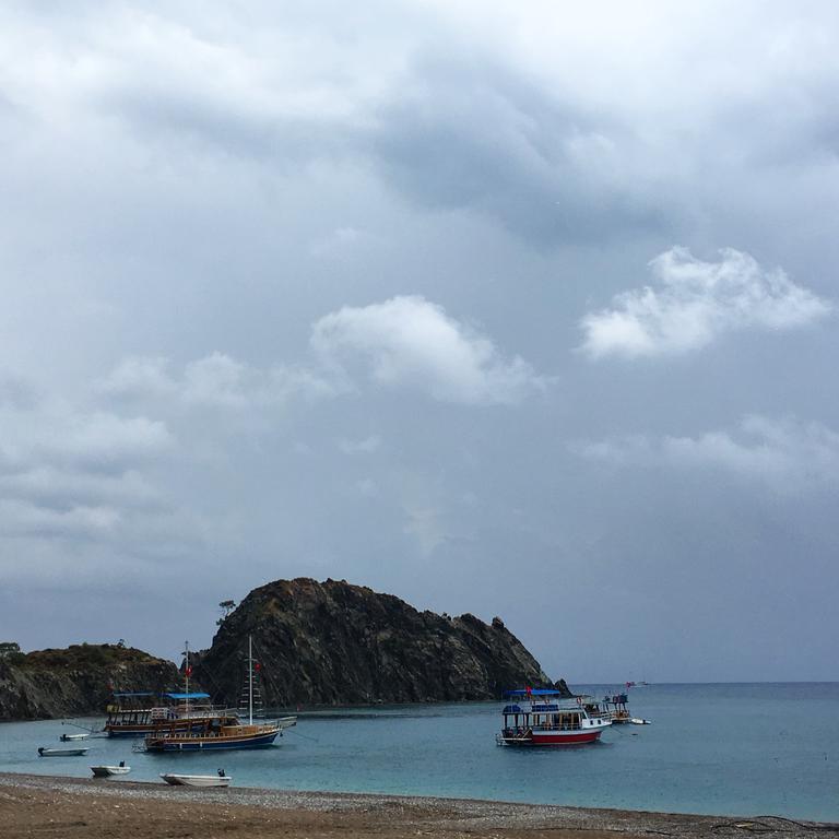 Dolunay Apart Hotel Çıralı エクステリア 写真